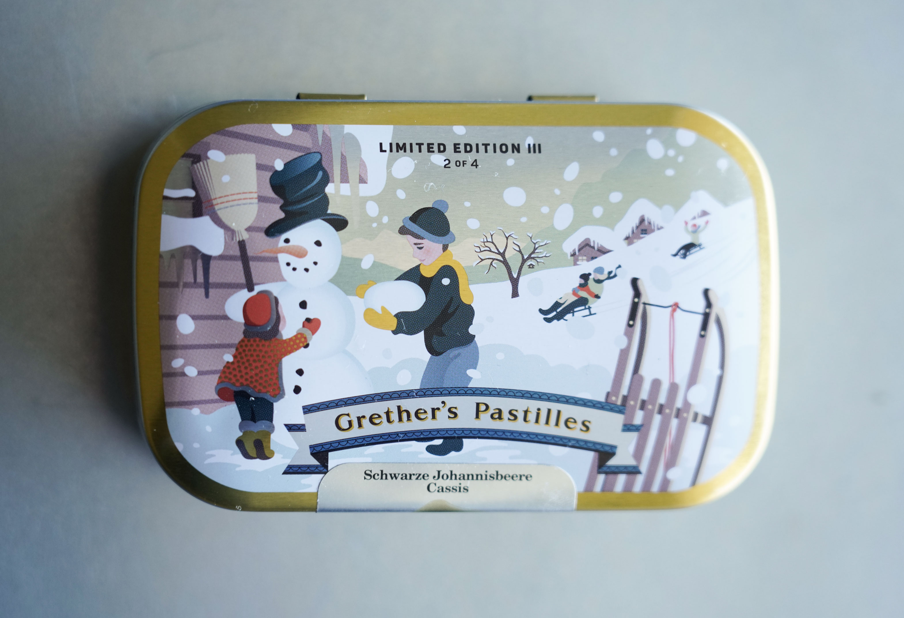 Grether's Pastilles - Patrizia Stalder - Illustration - Wandmalerei - Grafik Design - Naming & Konzept - Corporate Design - Webdesign (Responsive) - Print Design - Mode Design - Taschen Design - Beschriftung - Fotografie - Malerei - Künstelerin Schweiz - Austellungen Basel - Kunst - Live-