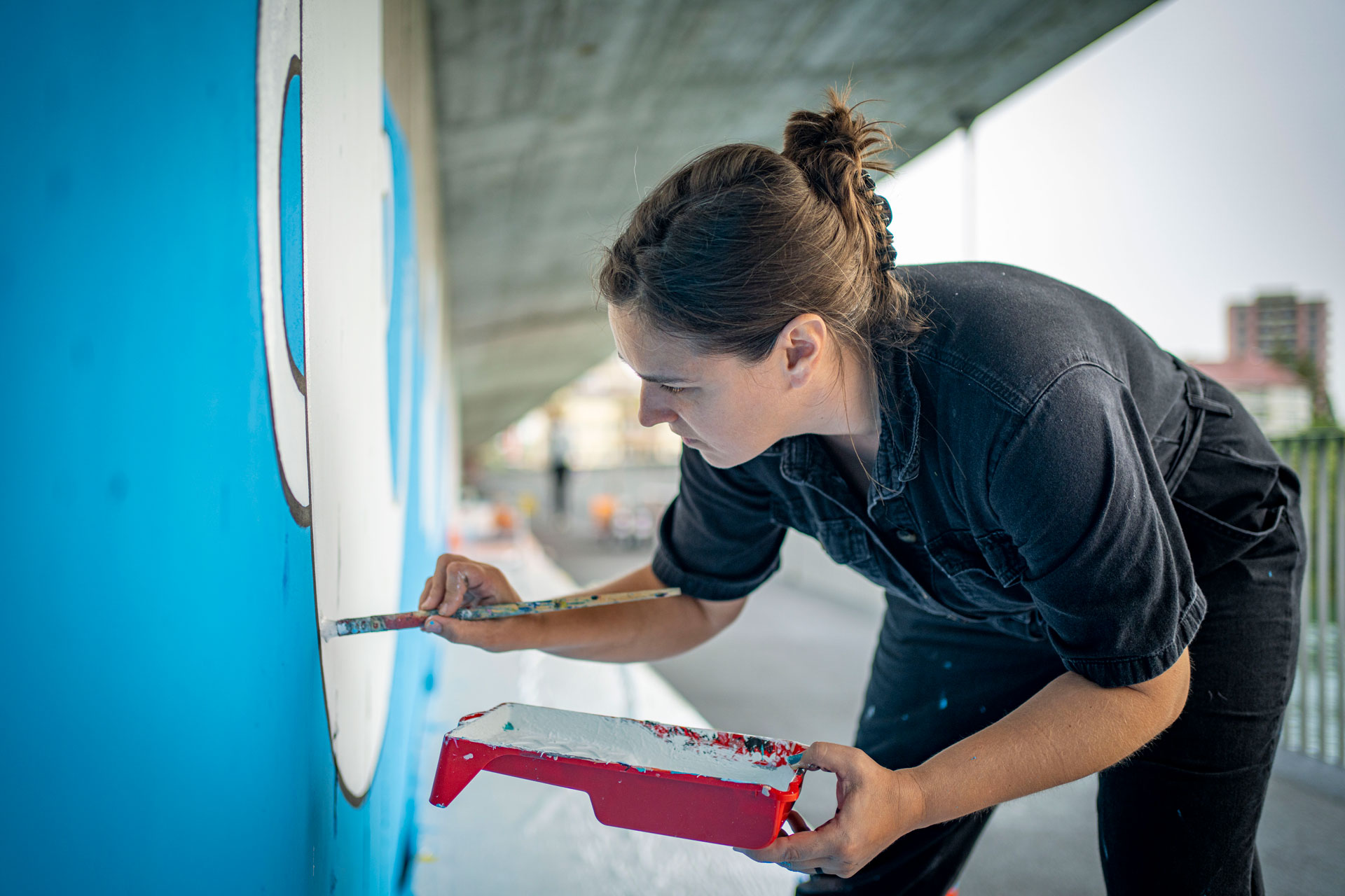 Streetart Schwarzwaldbrücke Basel - Patrizia Stalder - Illustration - Wandmalerei - Grafik Design - Naming & Konzept - Corporate Design - Webdesign (Responsive) - Print Design - Mode Design - Taschen Design - Beschriftung - Fotografie - Malerei - Künstelerin Schweiz - Austellungen Basel - Kunst - Live-